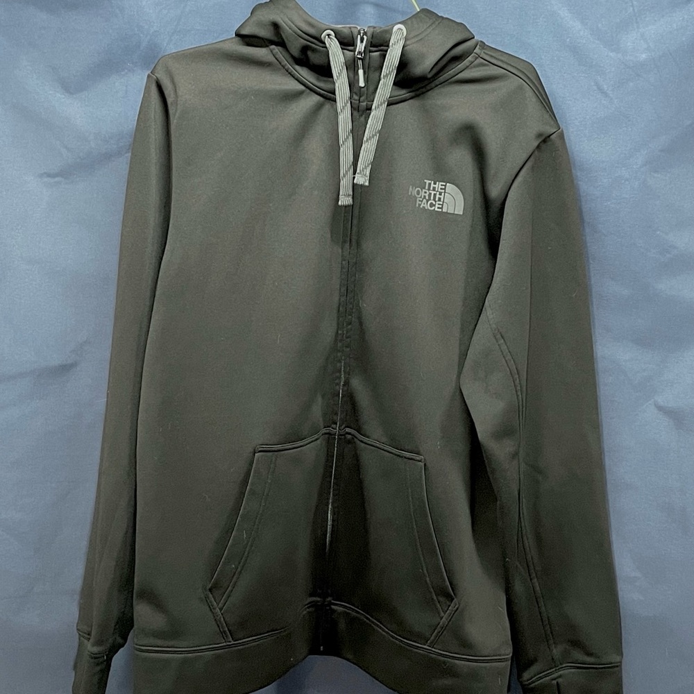 00016-A  The North Face zip-up hoodie - MED